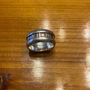 Tiffany & Co Atlas Ring